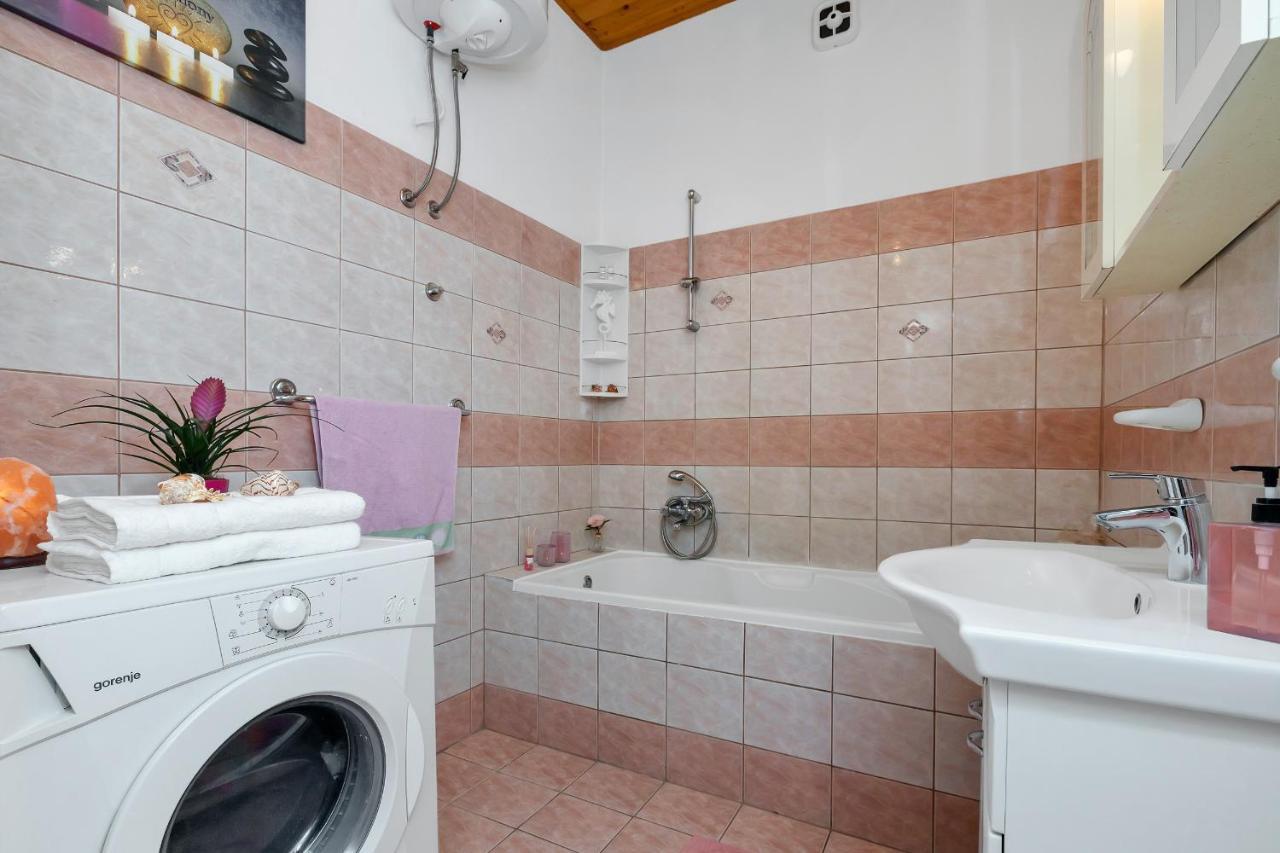 Apartments Rose Башка-Вода Екстер'єр фото